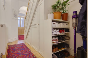 Entrance Hall- click for photo gallery